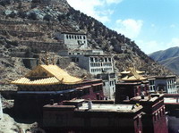   развитие школ тибетского буддизма